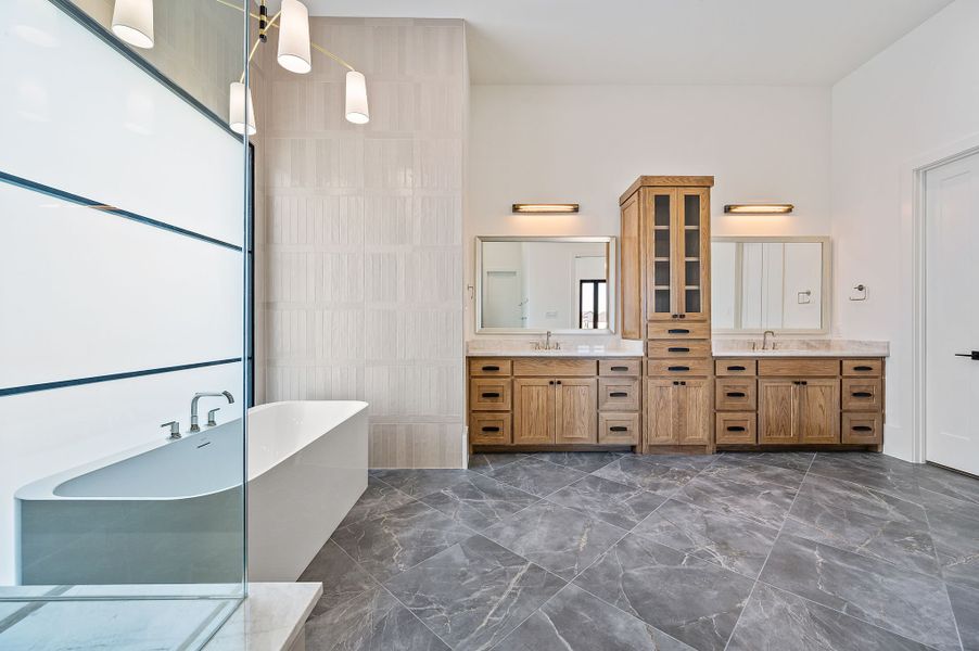 Furnished interior view inside a new home in The Resort on Eagle Mt. Lake, Fort Worth (Image 16).