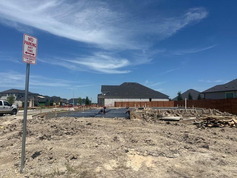 Image 25 of a home in Broken Oak. Image 25 of a home in Broken Oak.