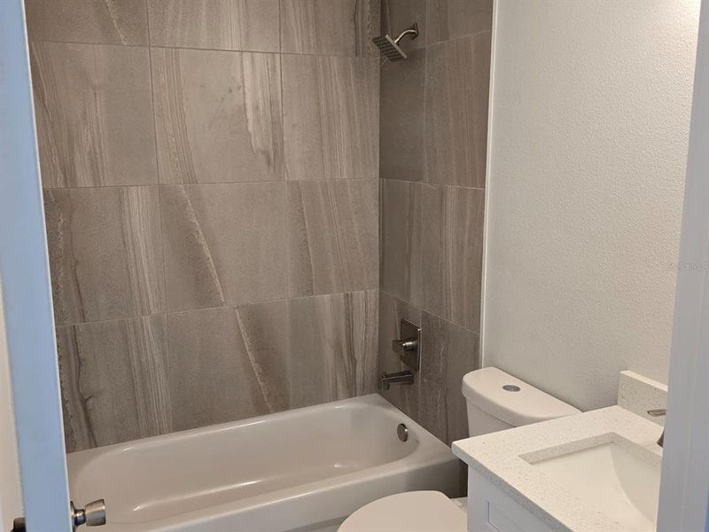 Furnished interior view inside a new home in , Dunnellon (Image 4).