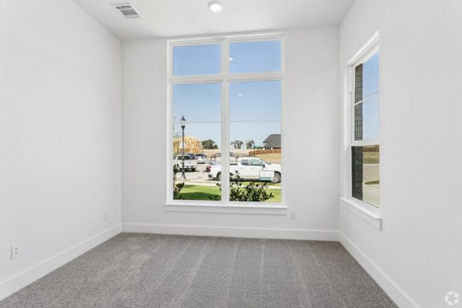 Spacious, unfurnished interior of a new home in Chatham Reserve, Providence Village (Image 23).