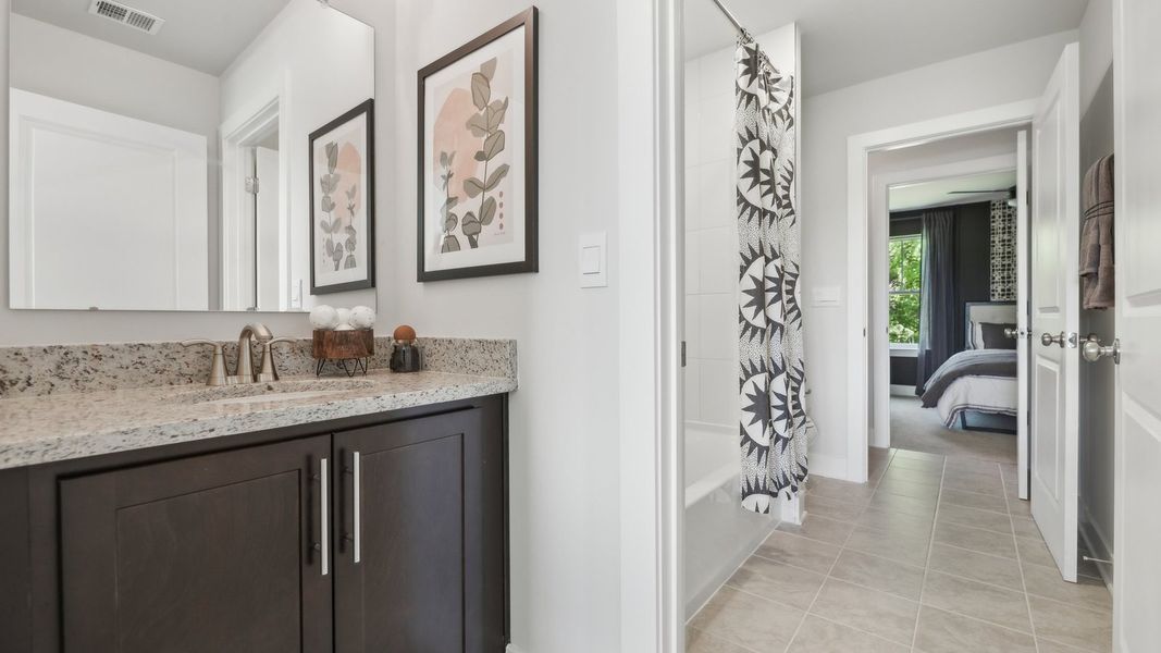Representative furnished interior of a home built from the Jamestown by D.R. Horton in Fountain View, Ormond Beach (Image 39).