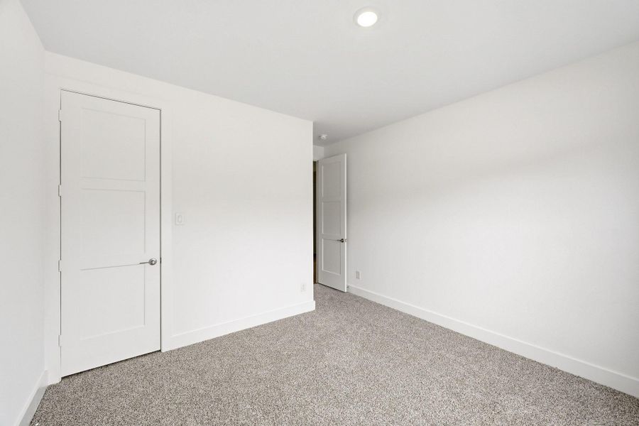 Spacious, unfurnished interior of a new home in Hills of Westlake, Conroe (Image 21). Spacious, unfurnished interior of a new home in Hills of Westlake, Conroe (Image 21).