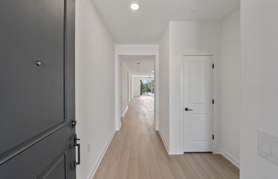 Spacious, unfurnished interior of a new home in Woodside, Georgetown (Image 28).