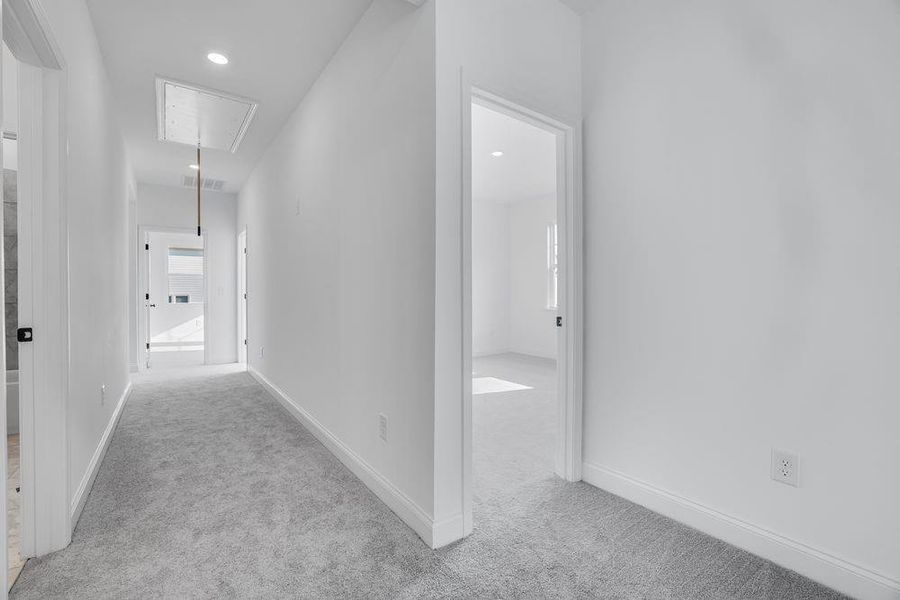 Spacious, unfurnished interior of a new home in Kennison Creek, Cumming (Image 34).