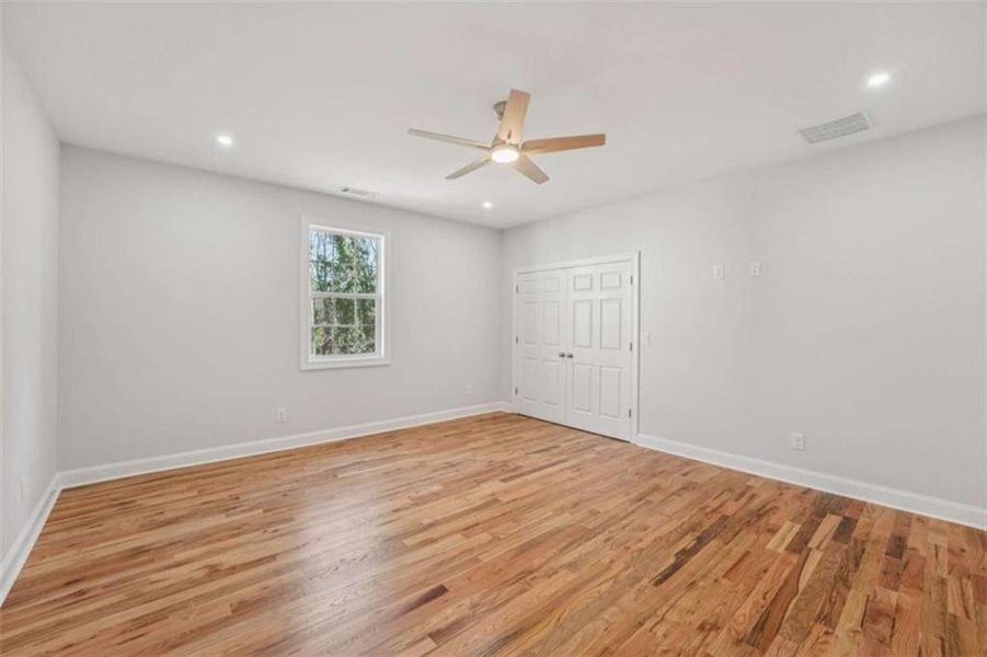 Spacious, unfurnished interior of a new home in , South Fulton (Image 43).