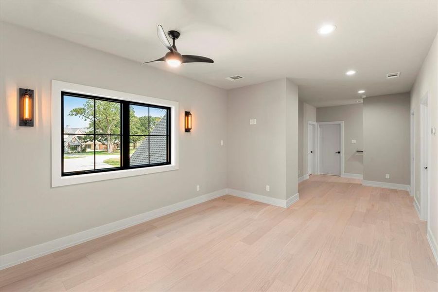 Spacious, unfurnished interior of a new home in , Tool (Image 20). Spacious, unfurnished interior of a new home in , Tool (Image 20).