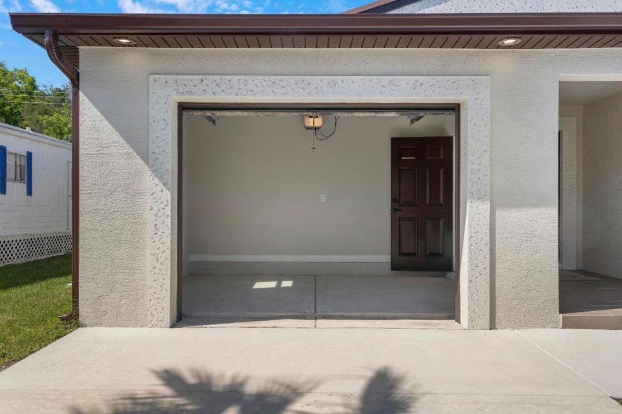 Windsor SpanishLakesArchitecture-0037