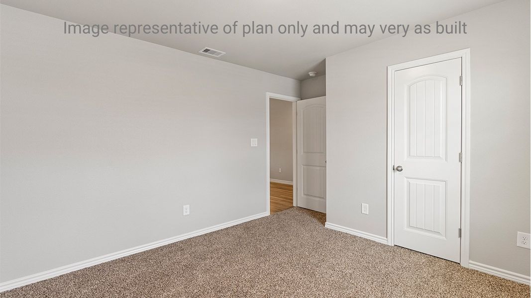 Spacious, unfurnished interior of a new home in King's Landing, Corpus Christi (Image 20).