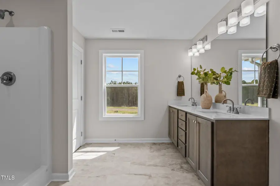 31-web-or-mls-2N6A0109 31-web-or-mls-2N6A0109