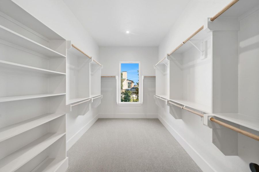 Spacious, unfurnished interior of a new home in Legacy, League City (Image 35).