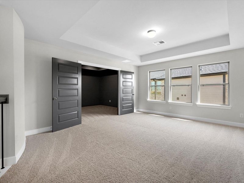 Representative image. Features, specifications, selections and colors may vary.