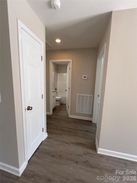 Spacious, unfurnished interior of a new home in , Salisbury (Image 18).