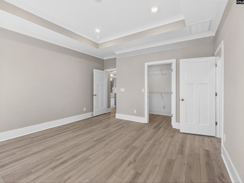 Spacious, unfurnished interior of a new home in Collins Cove, Chapin (Image 39).