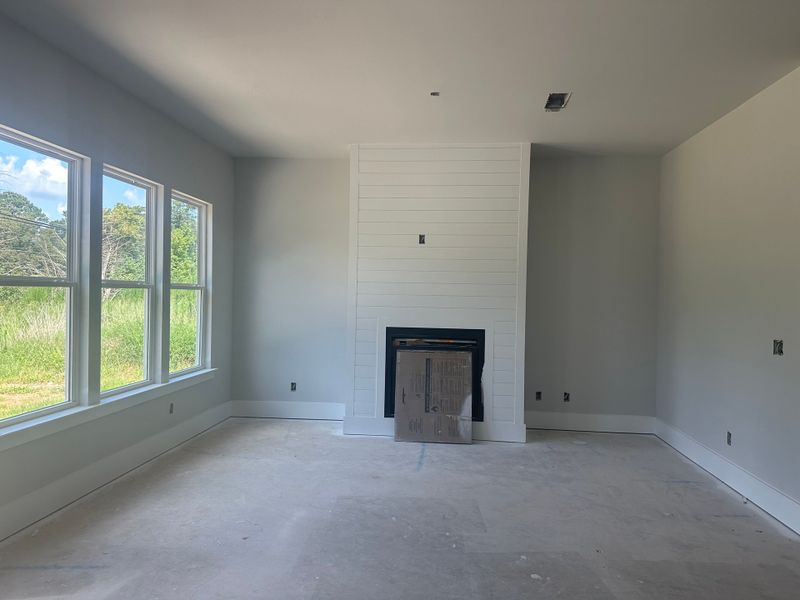 Representative unfurnished interior of a home built from the Bradford by Crawford Creek Communities in Red Bird Manor, Jefferson (Image 15).