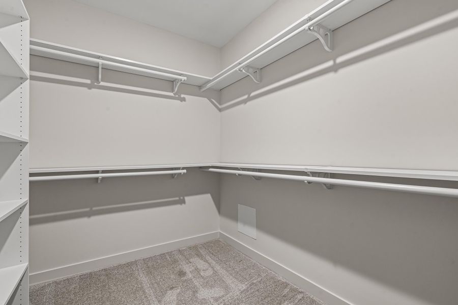 Spacious, unfurnished interior of a new home in Georgetown, Collierville (Image 14).