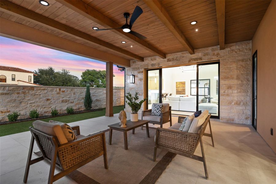 The best of indoor/outdoor living!