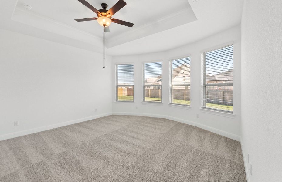 Spacious, unfurnished interior of a new home in Santa Rita Ranch, Liberty Hill (Image 46).
