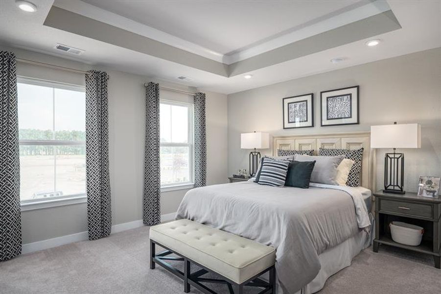 Representative furnished interior of a home built from the Roxbury End Home by Ryan Homes in Creek Water Townhomes, Indian Land (Image 8).