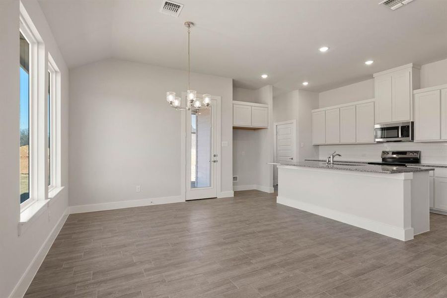 Spacious, unfurnished interior of a new home in Saddleback Estates, Boyd (Image 18). Spacious, unfurnished interior of a new home in Saddleback Estates, Boyd (Image 18).