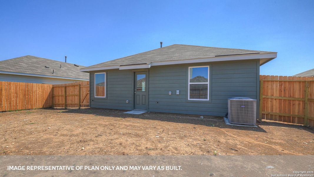 Exterior details and patio area of a home in Spring Valley, New Braunfels (Image 2).