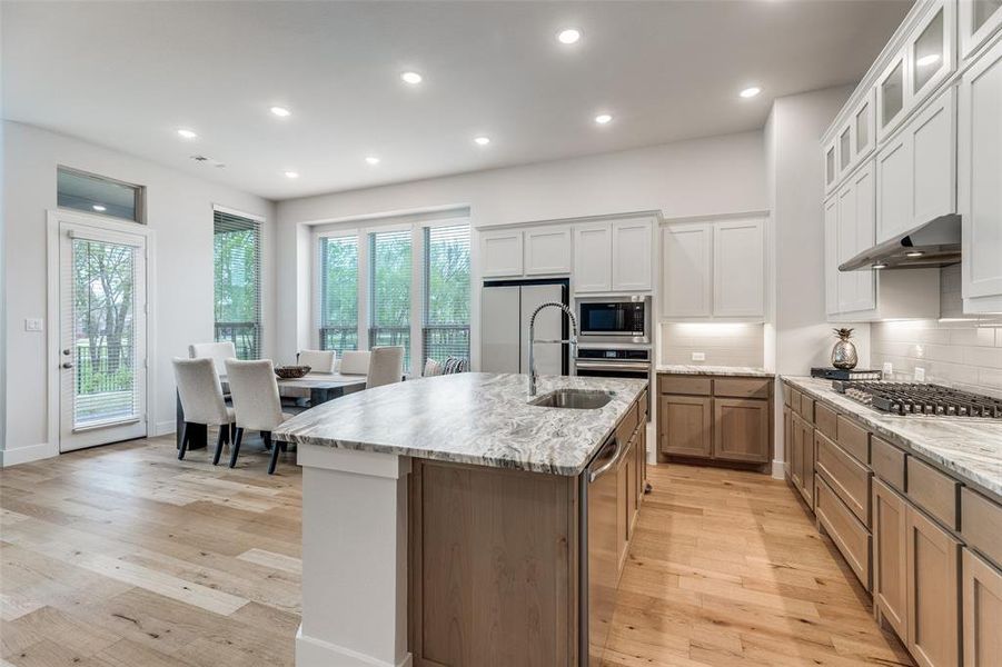 Furnished interior view inside a new home in Mantua Point, Van Alstyne (Image 5).