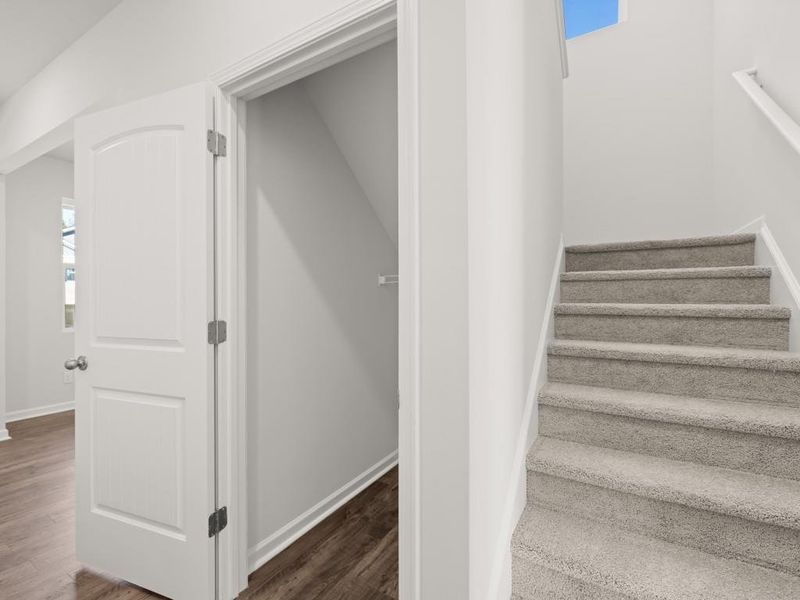 Image 41 of a home in Pointe Park.