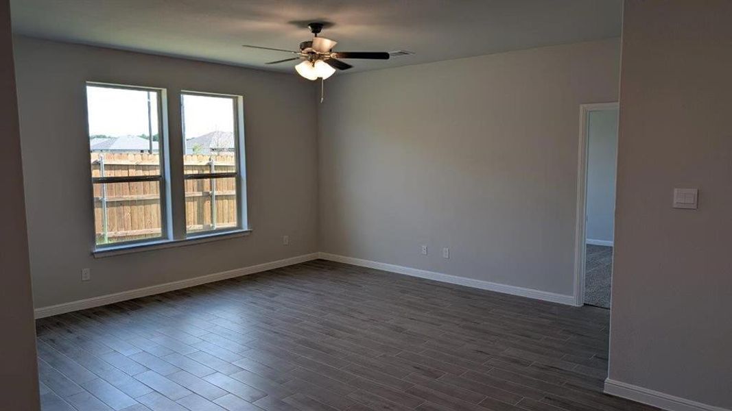 Spacious, unfurnished interior of a new home in Lankford Farms, Cleburne (Image 10). Spacious, unfurnished interior of a new home in Lankford Farms, Cleburne (Image 10).