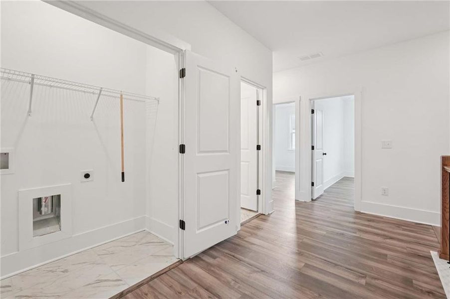 Spacious, unfurnished interior of a new home in Park Vue, Atlanta (Image 39).