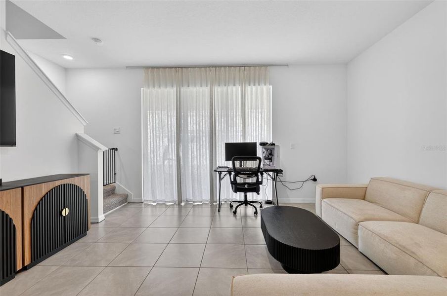 Furnished interior view inside a new home in Mangrove Point, Apollo Beach (Image 35).