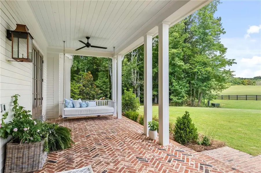 Image 56 of a home in .