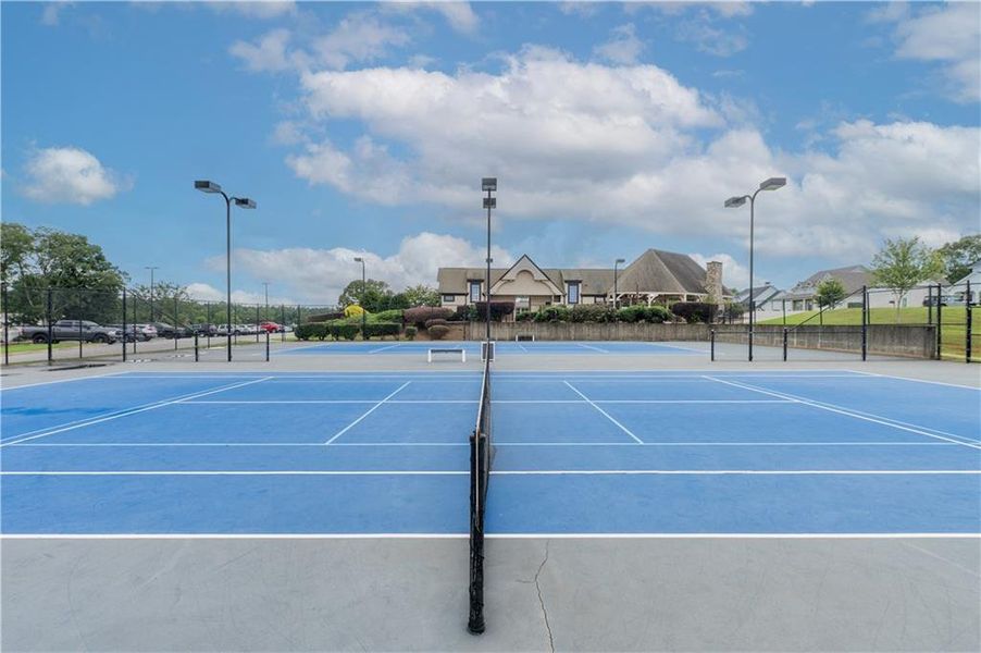 Community amenities in , Homer (Image 36).