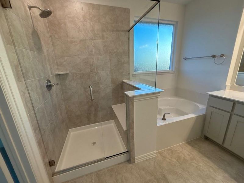 Furnished interior view inside a new home in Waterford Park, Weatherford (Image 6).