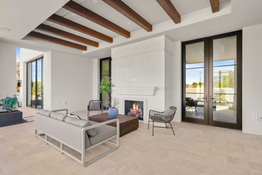 Representative furnished interior of a home built from the Hummingbird by BedBrock Developers in Bird Street Estates, Paradise Valley (Image 46). Representative furnished interior of a home built from the Hummingbird by BedBrock Developers in Bird Street Estates, Paradise Valley (Image 46).