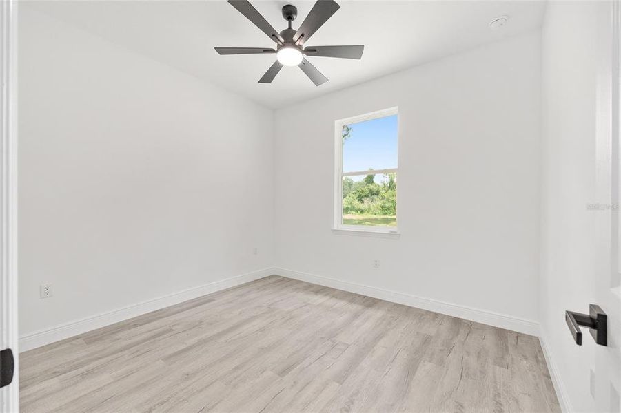 Spacious, unfurnished interior of a new home in , Summerfield (Image 23).