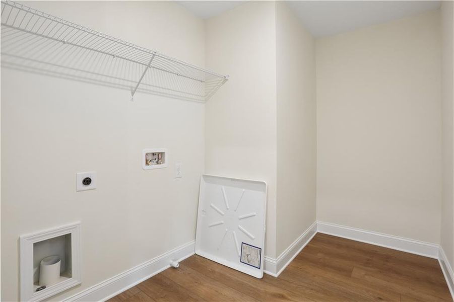 Spacious, unfurnished interior of a new home in , Flowery Branch (Image 24).