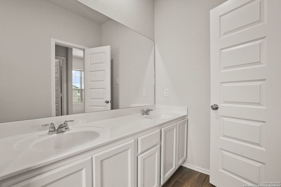 Furnished interior view inside a new home in Somerset Trails, San Antonio (Image 4). Furnished interior view inside a new home in Somerset Trails, San Antonio (Image 4).