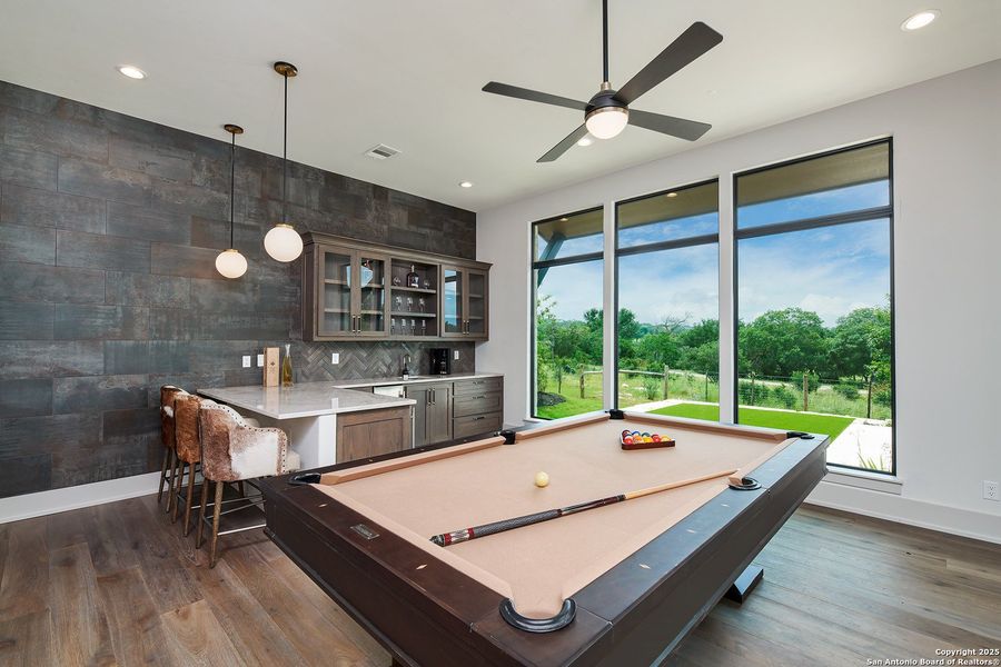 Furnished interior view inside a new home in , Boerne (Image 10).