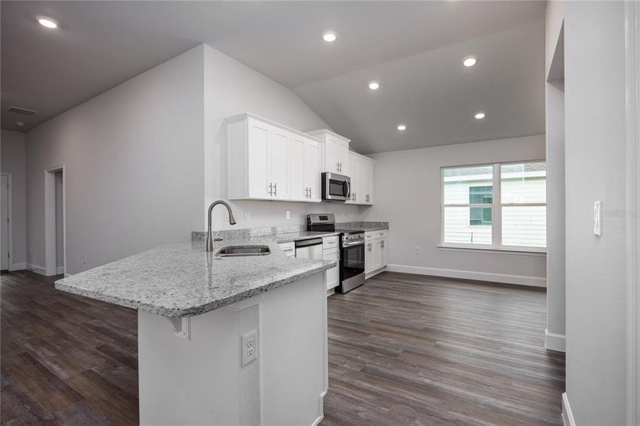 Furnished interior view inside a new home in Kirkland Farms, Alachua (Image 10).