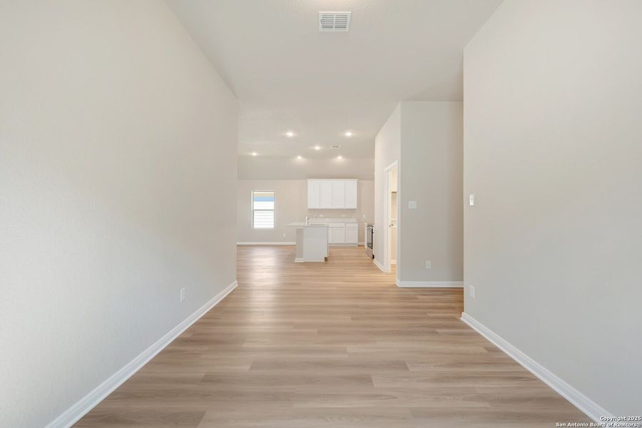 Spacious, unfurnished interior of a new home in Greenspoint Heights, Seguin (Image 31). Spacious, unfurnished interior of a new home in Greenspoint Heights, Seguin (Image 31).
