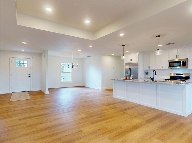Spacious, unfurnished interior of a new home in , Deltona (Image 33).
