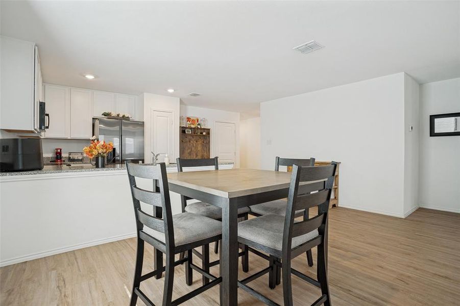 Furnished interior view inside a new home in Bridgewater, Princeton (Image 8). Furnished interior view inside a new home in Bridgewater, Princeton (Image 8).
