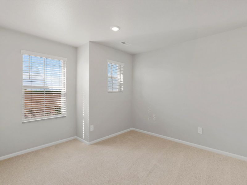 Spacious, unfurnished interior of a new home in Lake Bluff, Greeley (Image 12). Spacious, unfurnished interior of a new home in Lake Bluff, Greeley (Image 12).