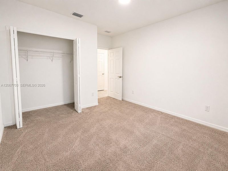 Spacious, unfurnished interior of a new home in Summerwoods, Parrish (Image 21).