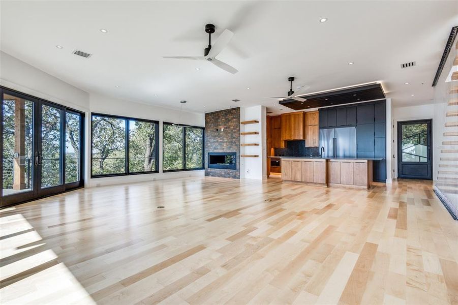 Spacious, unfurnished interior of a new home in , Oak Point (Image 13). Spacious, unfurnished interior of a new home in , Oak Point (Image 13).