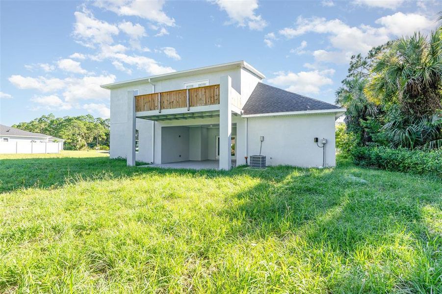 Exterior details and patio area of a home in , Palm Bay (Image 18).