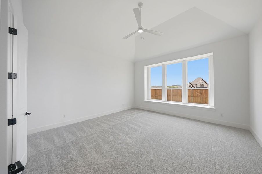 Spacious, unfurnished interior of a new home in Furst Ranch, Argyle (Image 29).