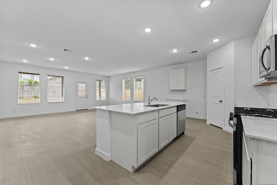 Furnished interior view inside a new home in Grace Valley, Cibolo (Image 9).