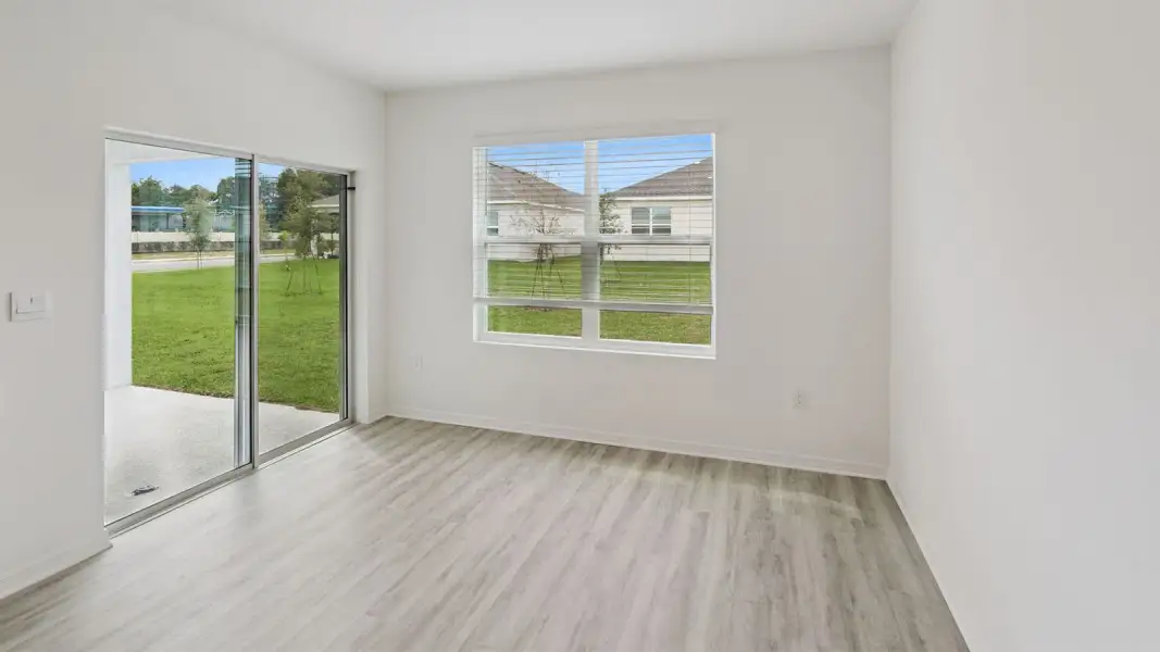Representative unfurnished interior of a home built from the Aria by D.R. Horton in James Landing, Leesburg (Image 13).