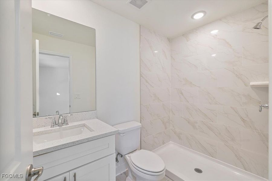 Furnished interior view inside a new home in Cape Coral, Cape Coral (Image 14). Furnished interior view inside a new home in Cape Coral, Cape Coral (Image 14).