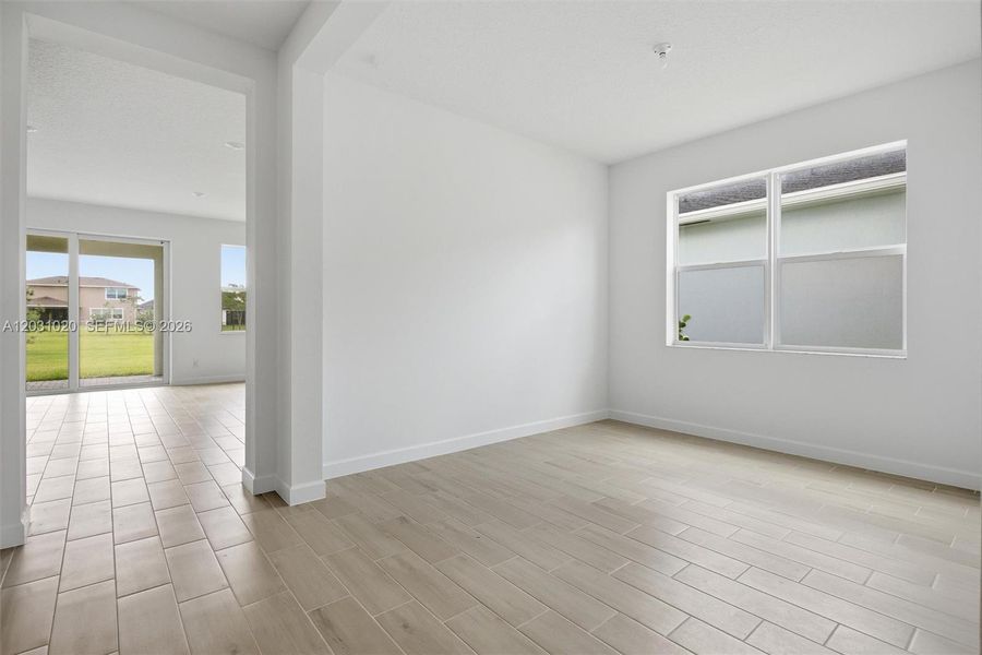 Spacious, unfurnished interior of a new home in Arden, Loxahatchee (Image 41).